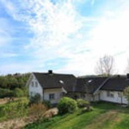 Idyllic Small Farm Appartment 톤스버그 외부 사진